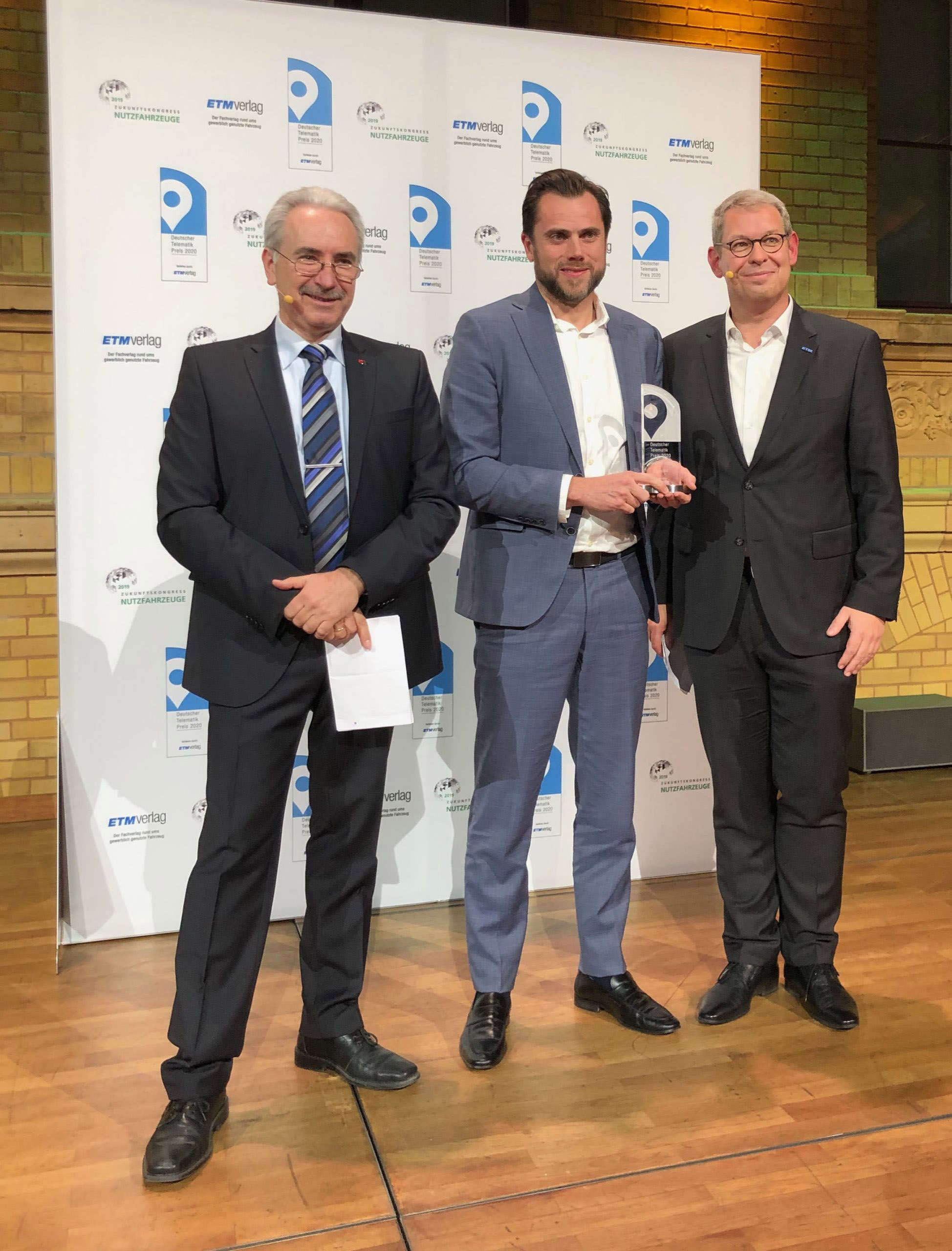 P44 German Award Photo